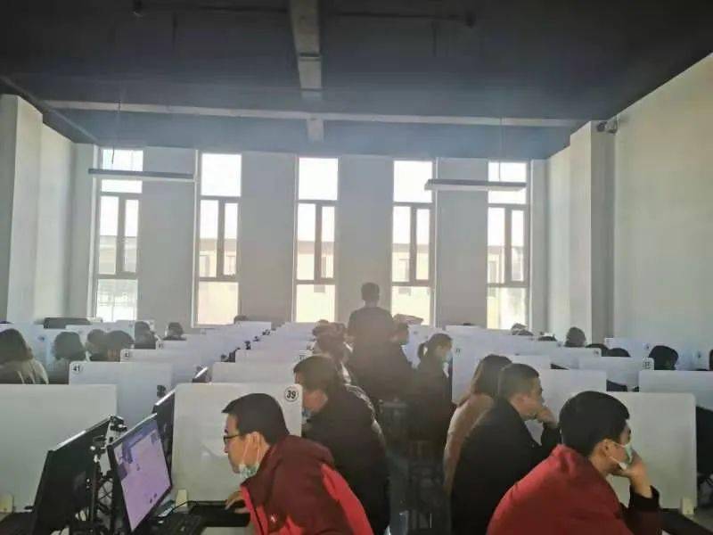 
鄂尔多斯市严密组织2020年行政执法人员资格认证考试事情|星空app官方网页(图7)