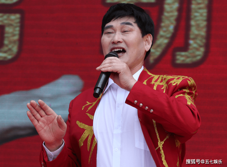 星空官方网站-
可笑还是可悲？两个资深媒体人围攻一个农民！(图5)