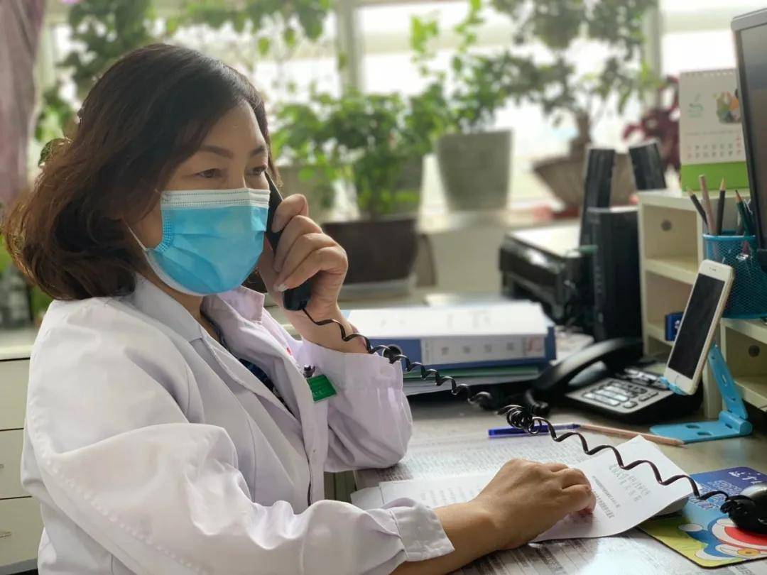 
新疆巾帼心理援助服务热线送“暖心话”不掉线：星空app官网(图3)