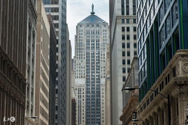 玩不到先看图 SE出品《八方旅人》大量游戏截图曝光‘星空app官网’(图2) 星空app官网