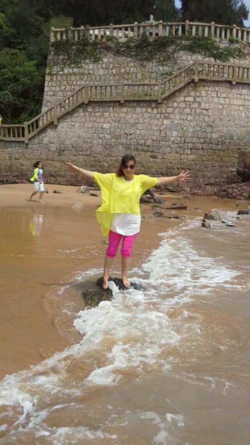 星空app官方网页|《美好世界》员工微博发难 主创回应工作室解散内幕(图1) 星空app官网