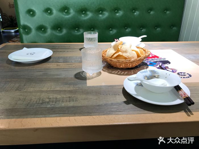 游戏主播一个月能赚几多?董小飒爆出内幕,接广告月入20万“星空app官方网页”(图1) 星空app官网