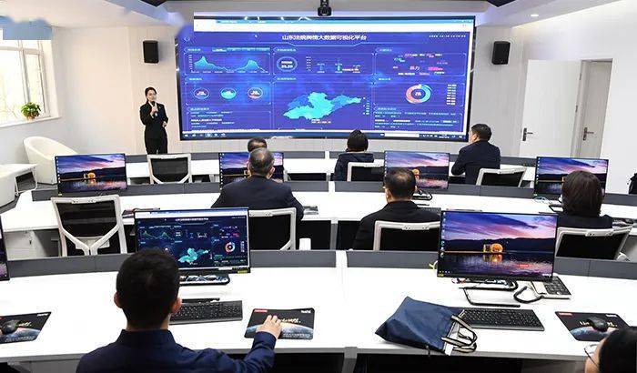 
省法院在政法新媒体矩阵平台构建研究座谈会上作交流讲话|星空官方网站(图5)